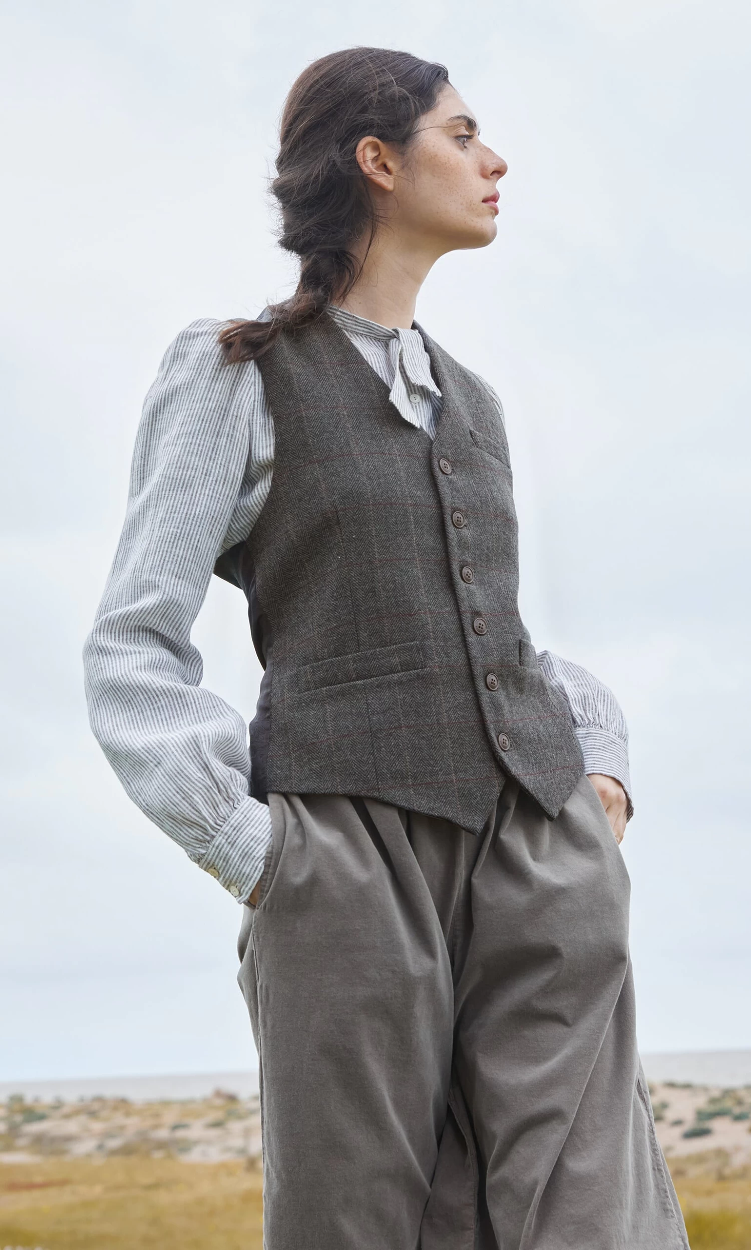 Tweedy Waistcoat - Image 3