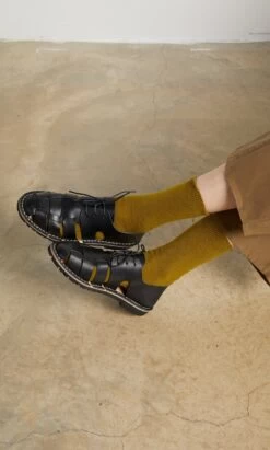 Plait Artisanal Shoes