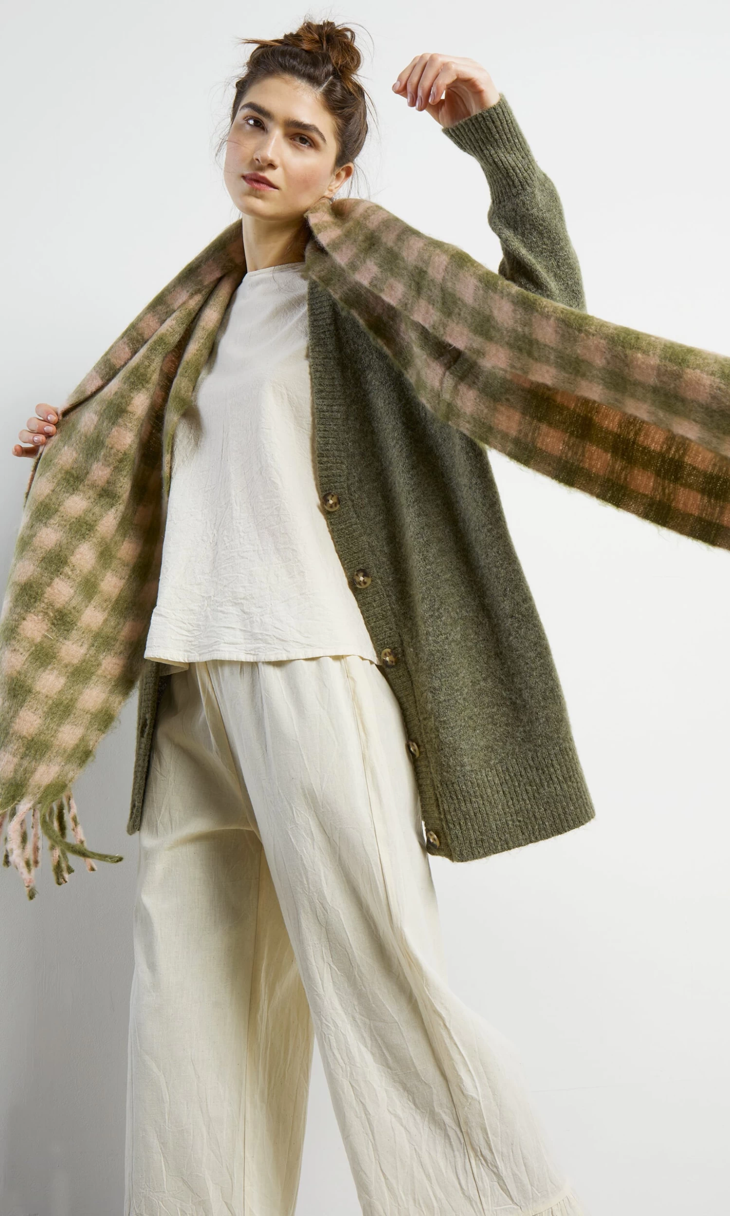 Mckee Scarf - Image 2